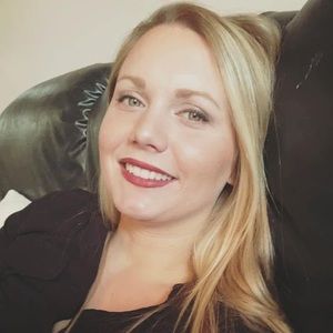 Meet your Posher, Roxane